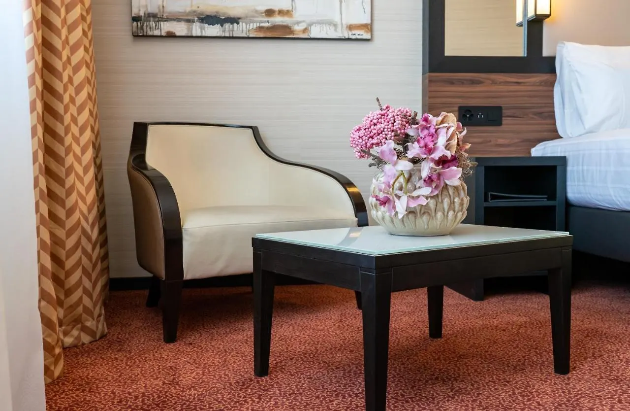 Nash Suites Airport Hotel Le Grand Saconnex Ελβετία