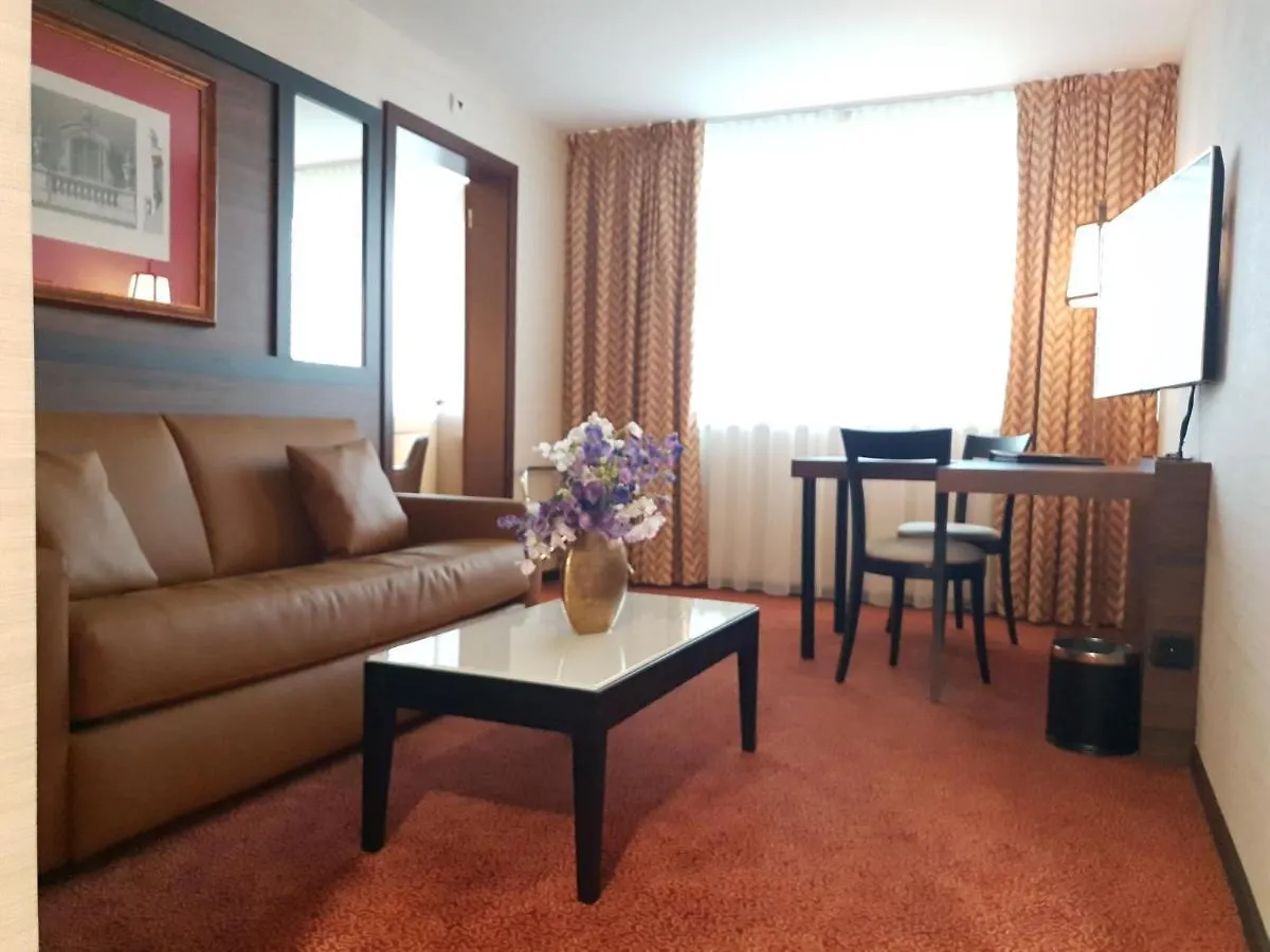 Nash Suites Airport Hotel Le Grand Saconnex 4*,  Ελβετία