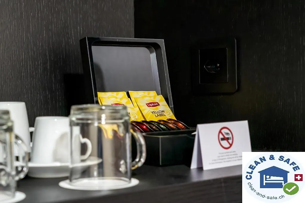Nash Suites Airport Hotel Le Grand Saconnex 4*,