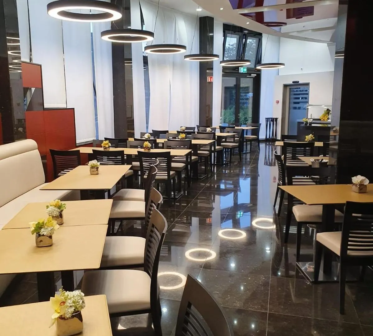 Nash Suites Airport Hotel Le Grand Saconnex